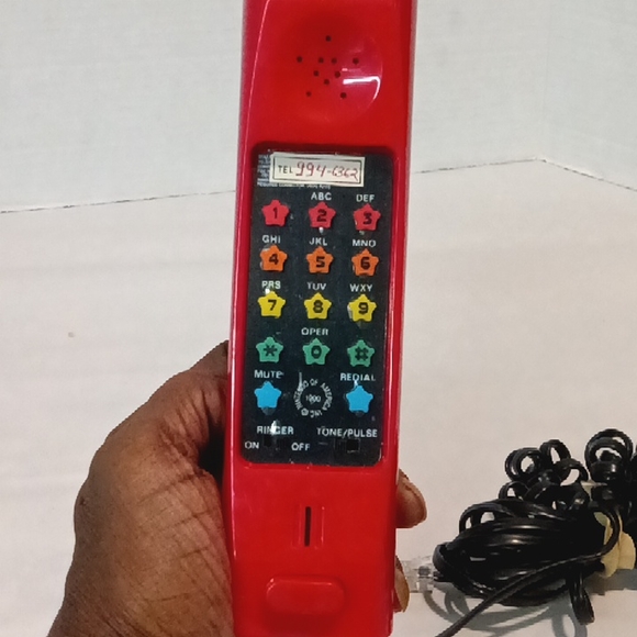 1990 Nintendo red touch tone super Mario phone - Picture 2 of 4